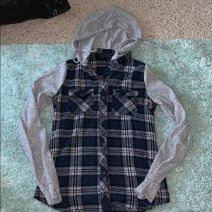 Long sleeve flannel button up